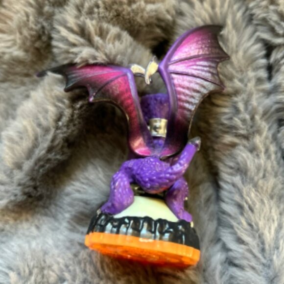 Activision Spyro Skylanders Cynder Figure - Picture 2 of 3